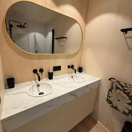 Cabineone - Moderne Designwoning Nabij Zee & Duinen Koksijde